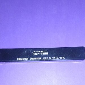 MAC Cosmetics Prep + Prime Highlighter